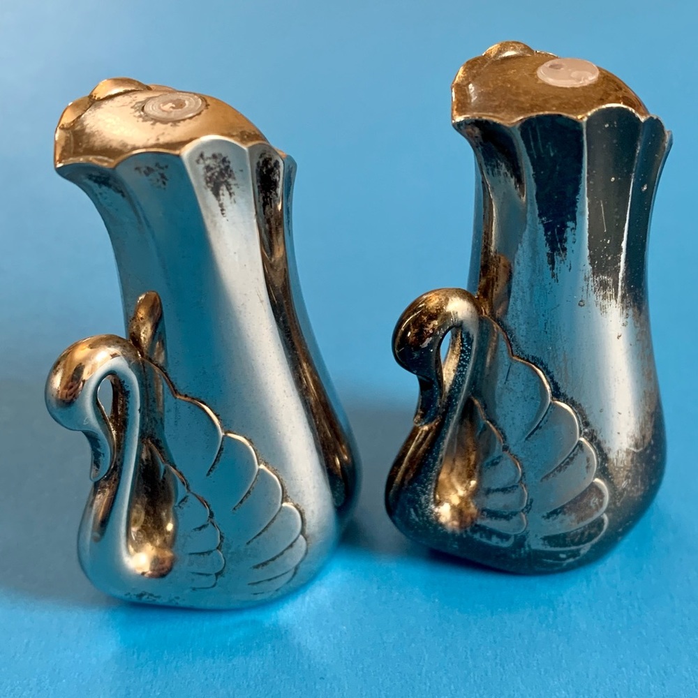 Vintage Swan Salt and Pepper shakers Silver Plated made in Japan
